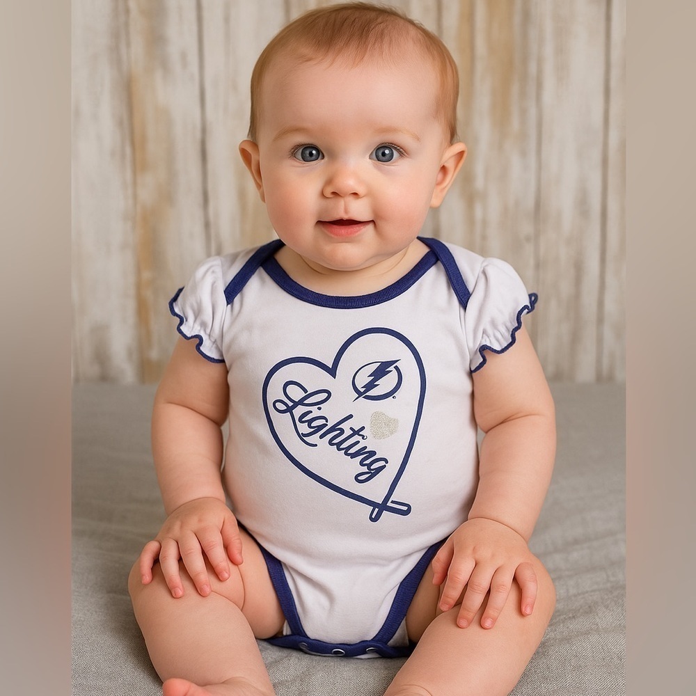 NHL Tampa Bay Lightning Baby Girl Heart Onesie 18M Blue Hockey Outfit